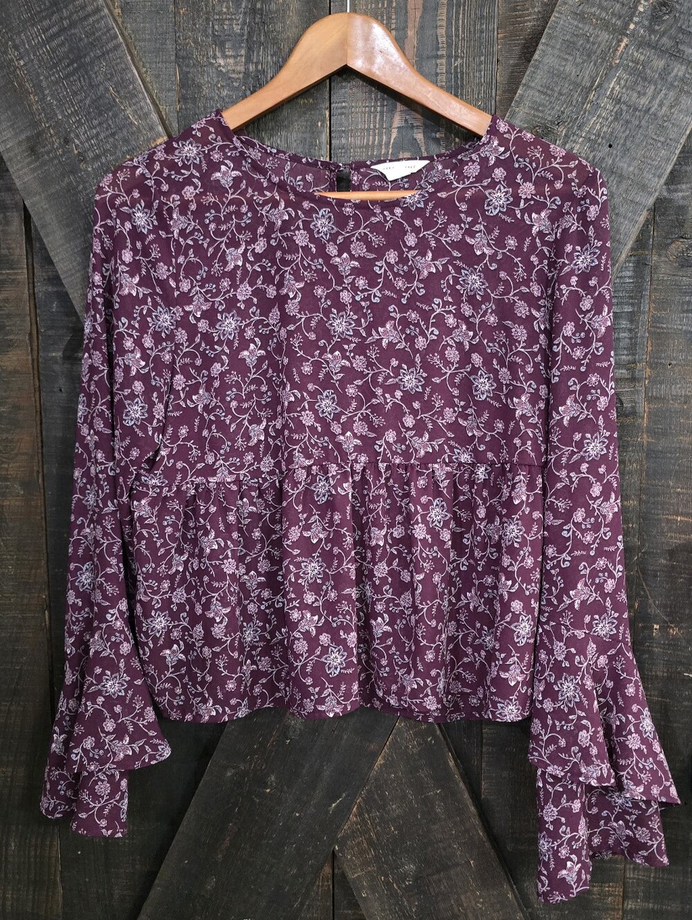 Aeropostale Plum Floral Peplum Long-Sleeve Top Size Medium